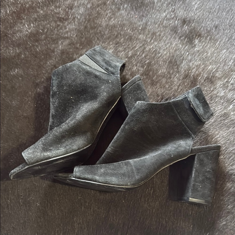 Steve Madden nonstp bootie